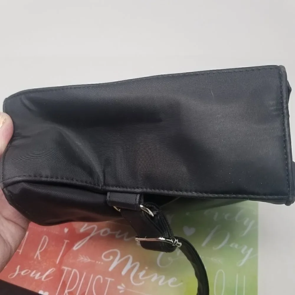 BLACK AMPLIFY SLING PACK - Picture 6 of 7